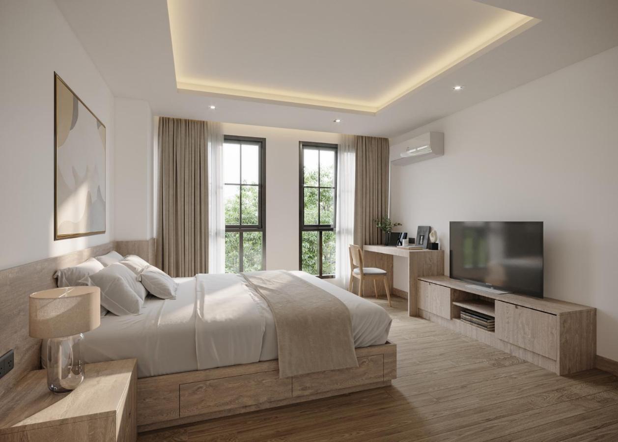 Leon Lasalle Hotel And Residences Bangkok Exterior photo